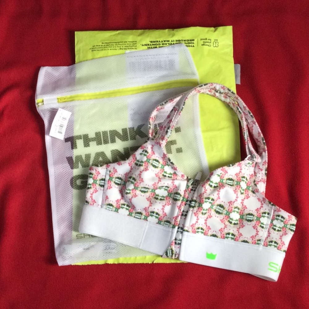 SHEFIT Sports Bra
